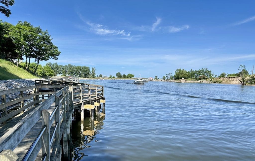 Manistee Riverwalk leads to the lighthouse